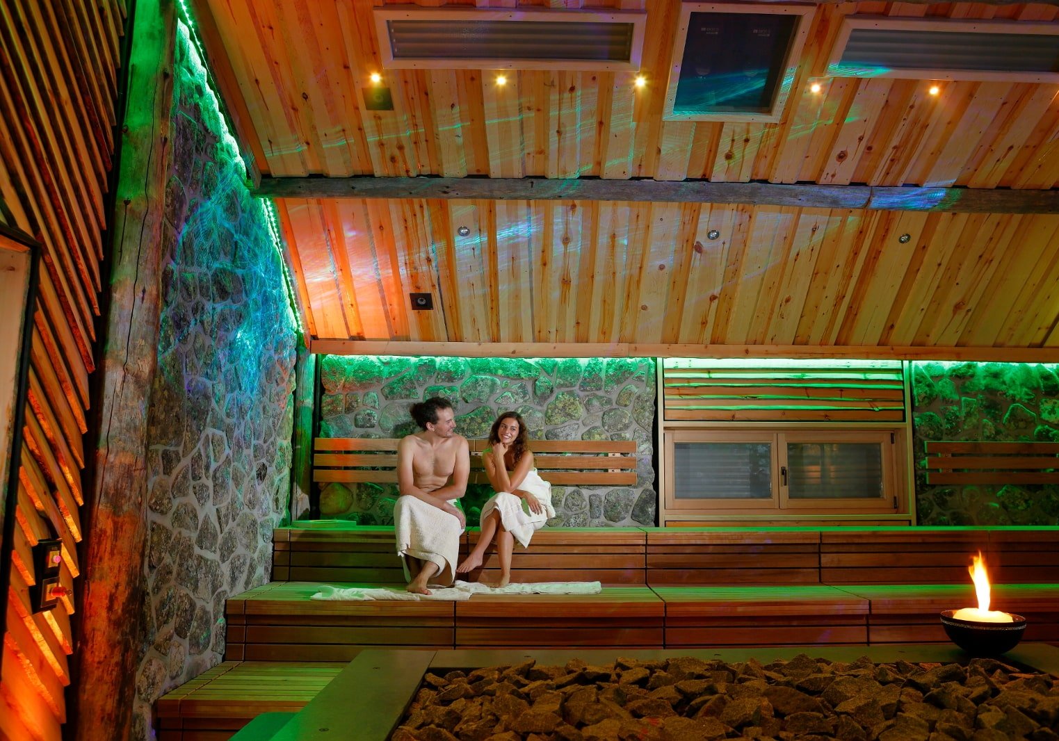 Vaikutus Sauna mit Besuchern